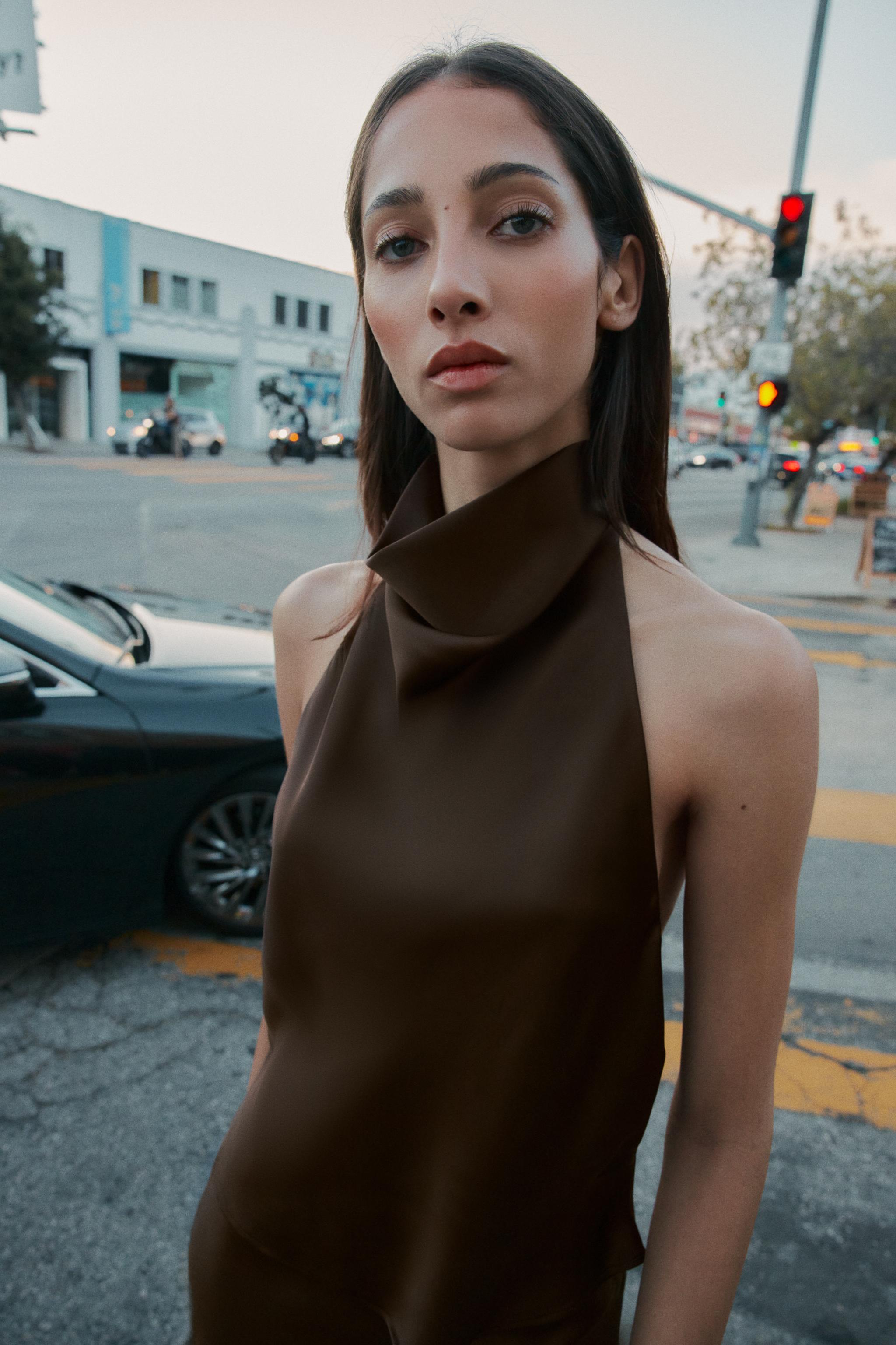 SATIN EFFECT HALTER TOP